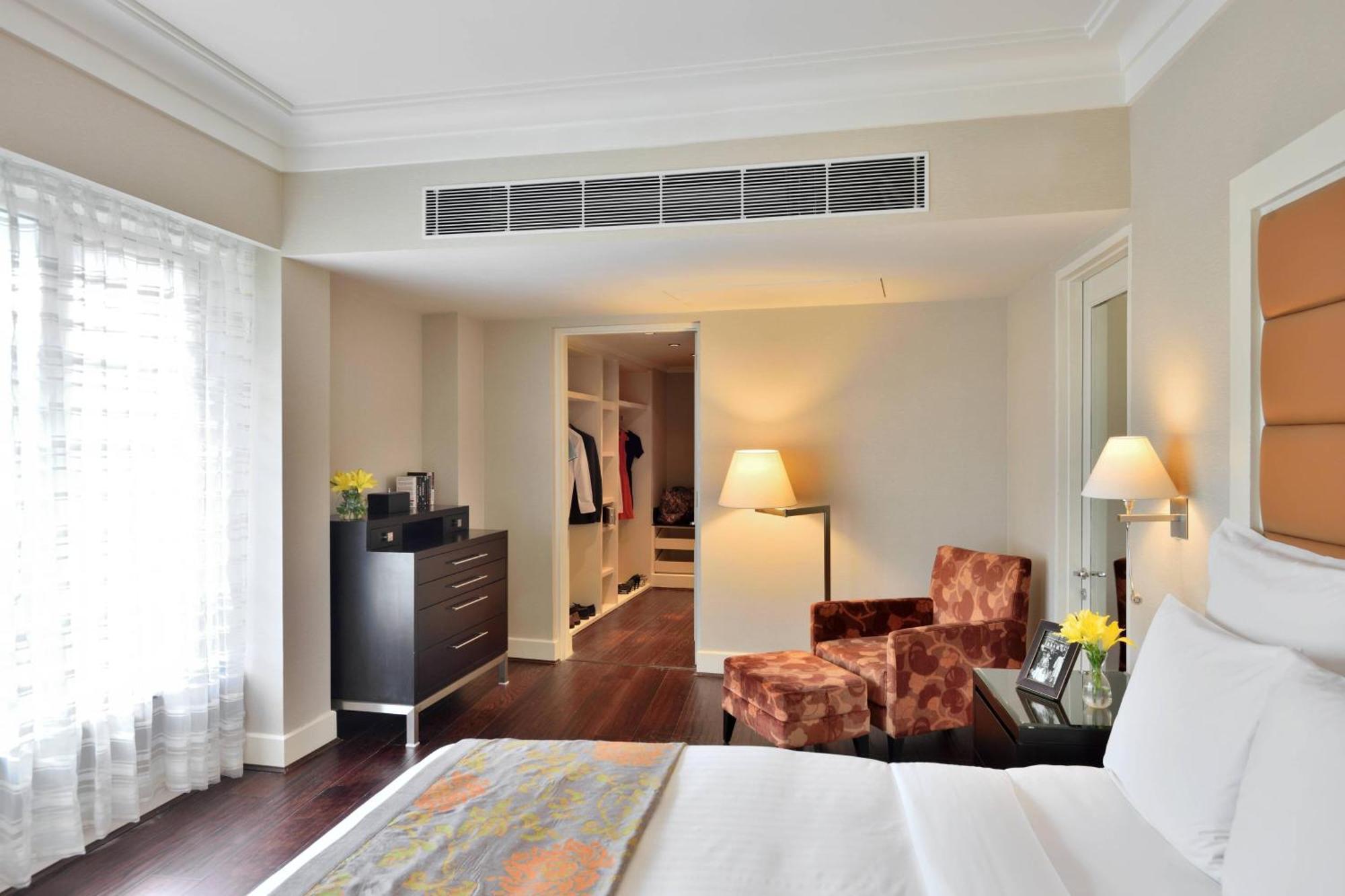 เลคไซด์ ชาเลต์ มุมไบ - แมริออท เอ็กเซกคิวทีฟ อพาร์ตเมนต์ Hotel ภายนอก รูปภาพ