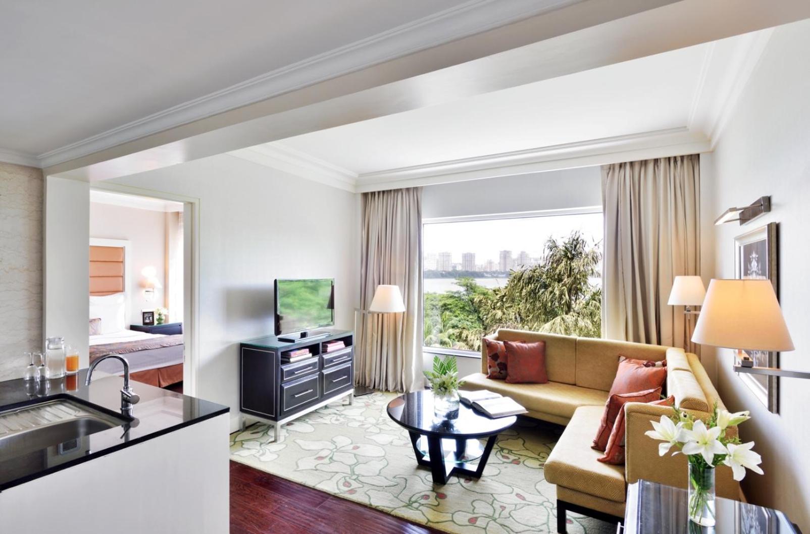 เลคไซด์ ชาเลต์ มุมไบ - แมริออท เอ็กเซกคิวทีฟ อพาร์ตเมนต์ Hotel ภายนอก รูปภาพ