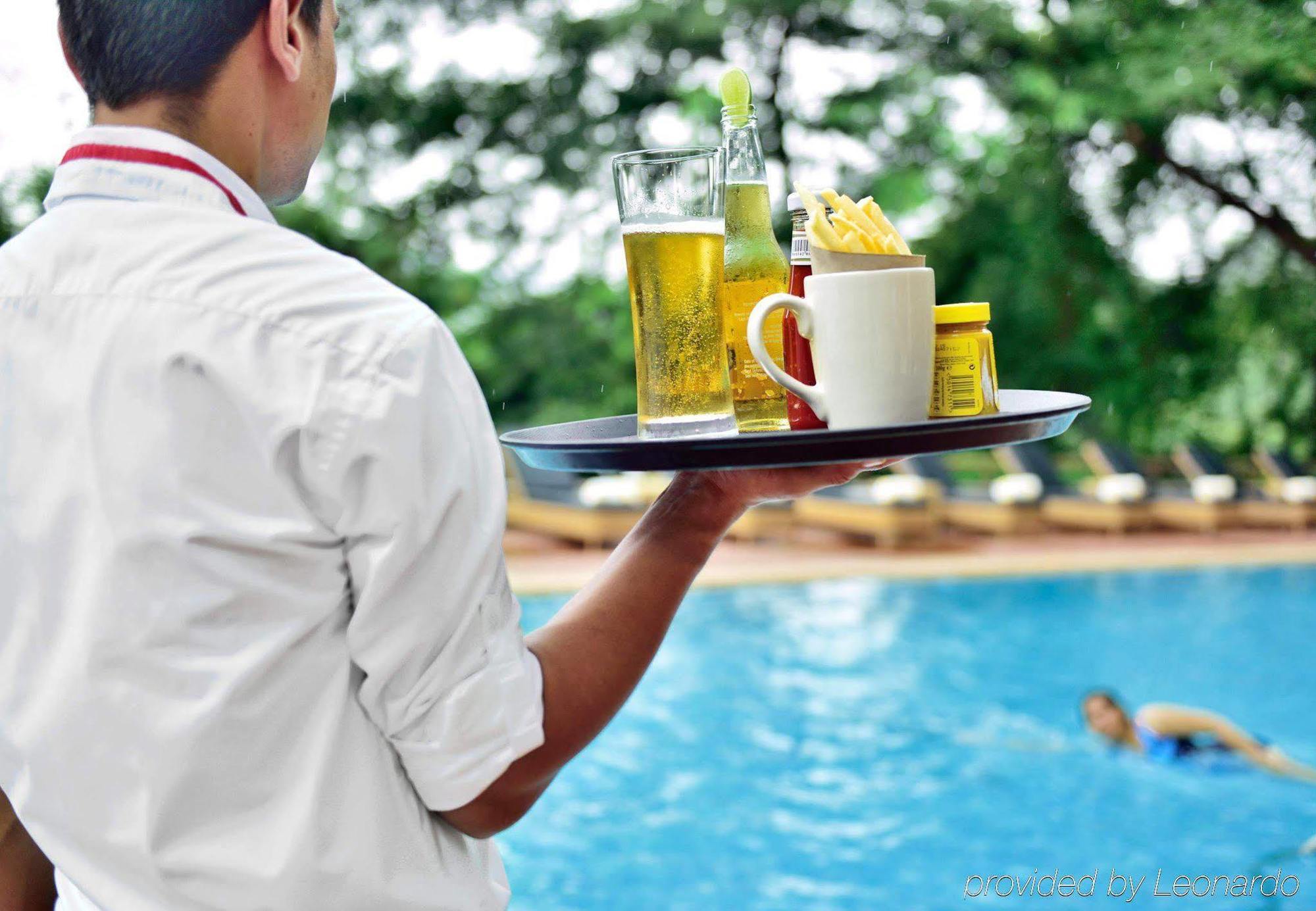 เลคไซด์ ชาเลต์ มุมไบ - แมริออท เอ็กเซกคิวทีฟ อพาร์ตเมนต์ Hotel ภายนอก รูปภาพ