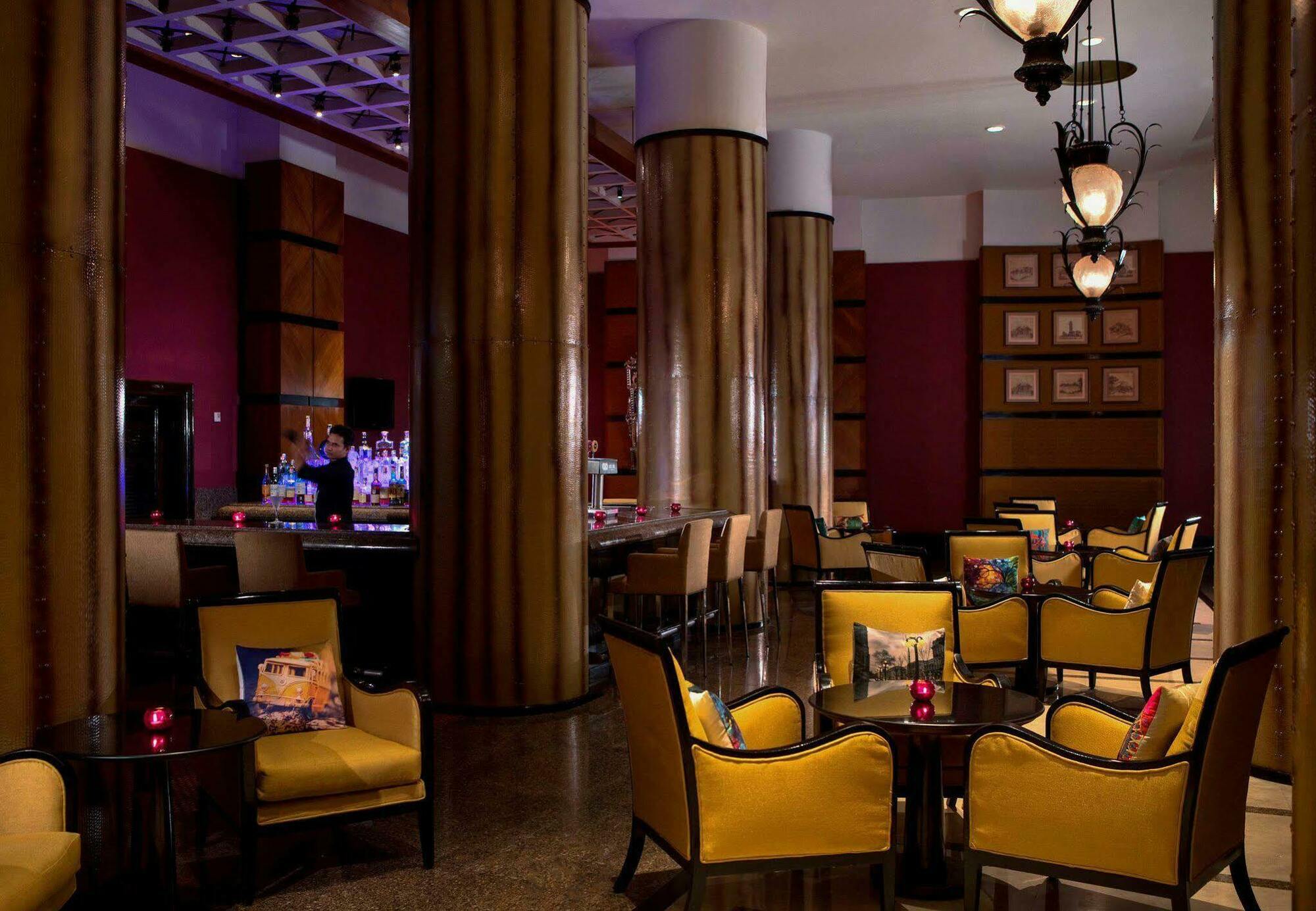 เลคไซด์ ชาเลต์ มุมไบ - แมริออท เอ็กเซกคิวทีฟ อพาร์ตเมนต์ Hotel ภายนอก รูปภาพ